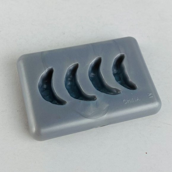 Barbie Toy Rectangle Gray Tray Chocolate Croissants Food Pretend Play Toy Kids - Picture 4 of 4